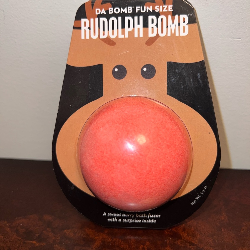 Da Bomb Rudolph Bomb Fun Size Bath Fizzer - Red
